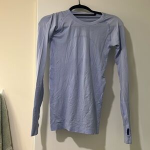 Lululemon Swiftly Tech Long Sleeve Shirt 2.0 - size 8 BLUE